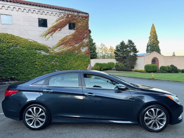 2014 Hyundai Sonata Image 5