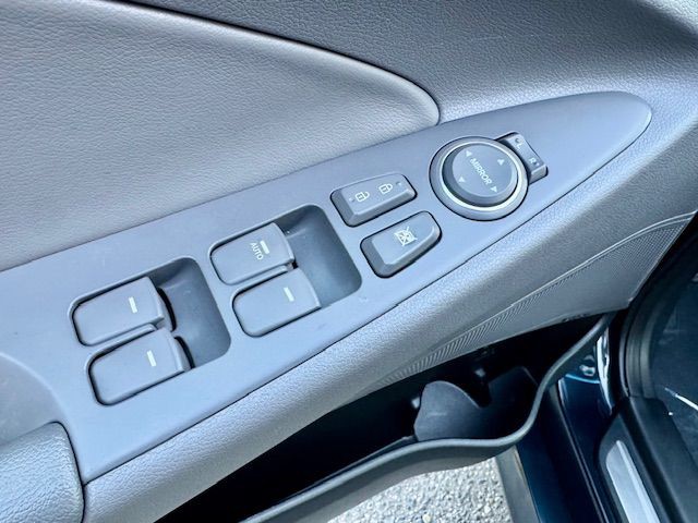2014 Hyundai Sonata Image 22