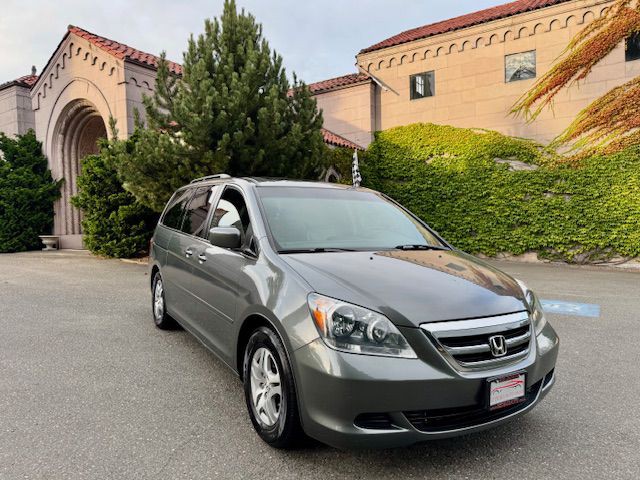 2007 Honda Odyssey Image 4