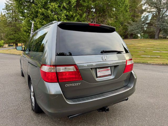 2007 Honda Odyssey Image 8