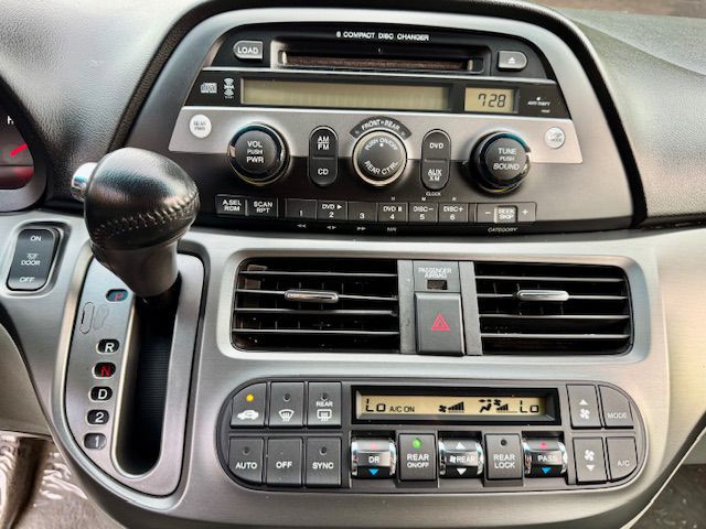 2007 Honda Odyssey Image 12