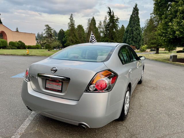 2010 Nissan Altima Image 6