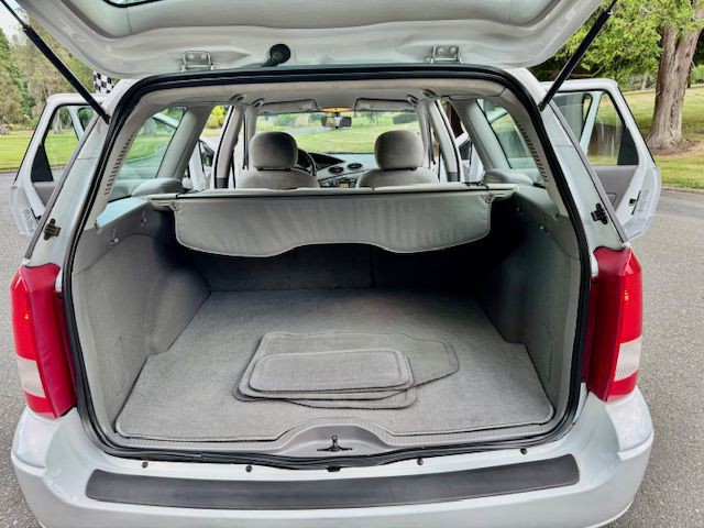 2000 Ford Focus Image 26