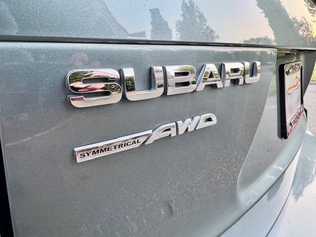 2010 Subaru Forester Image 11