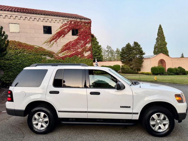 2006 Ford Explorer Image 5