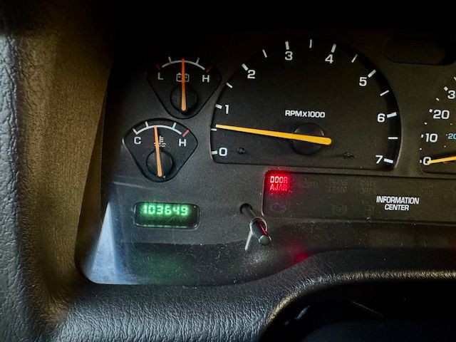 2001 Dodge Durango Image 16