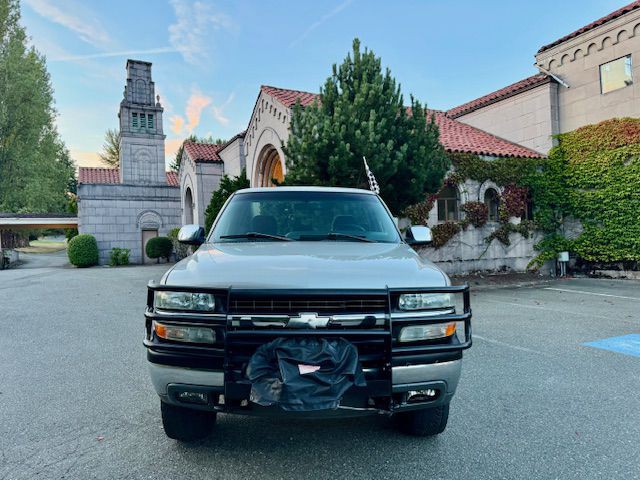 2002 Chevrolet Silverado 1500 Image 3