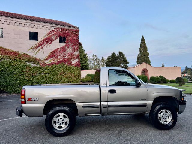 2002 Chevrolet Silverado 1500 Image 5