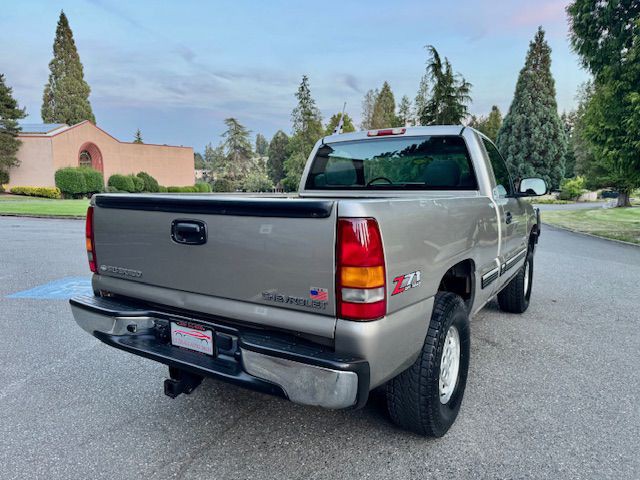 2002 Chevrolet Silverado 1500 Image 6