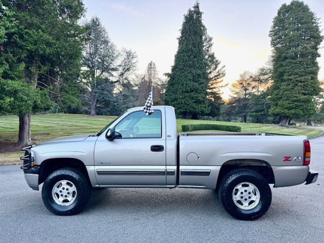 2002 Chevrolet Silverado 1500 Image 9