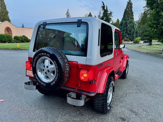 1989 Jeep Wrangler Image 6