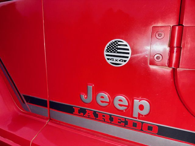 1989 Jeep Wrangler Image 12