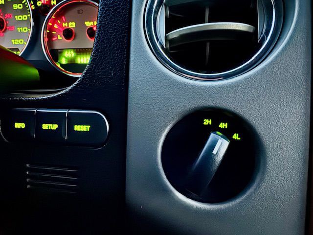 2004 Ford F-150 Image 17