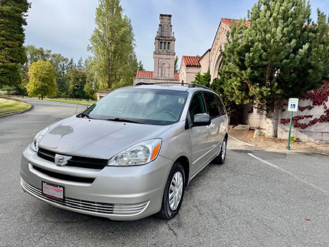 2005 Toyota Sienna Image 2