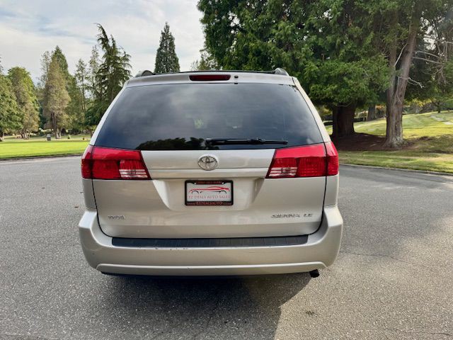 2005 Toyota Sienna Image 7
