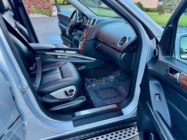 2008 Mercedes-Benz GL-Class Image 29