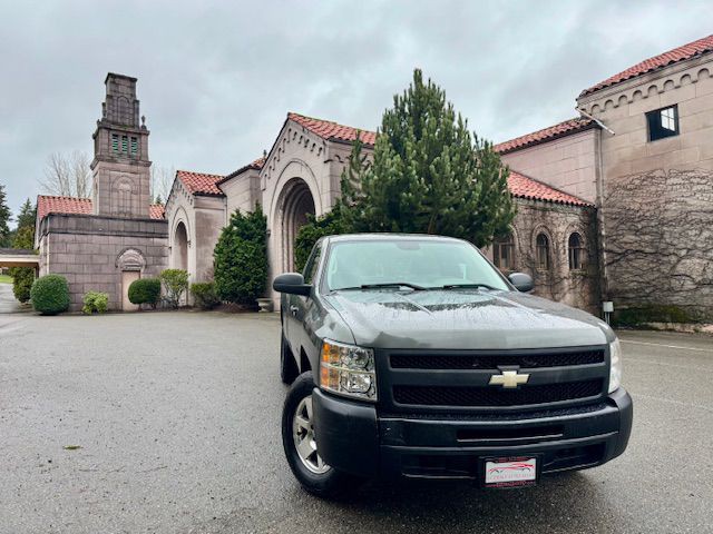 2011 Chevrolet Silverado 1500 Image 1