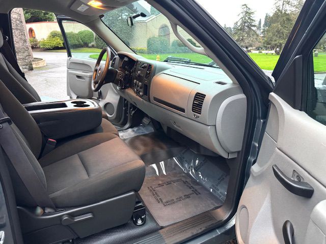 2011 Chevrolet Silverado 1500 Image 16