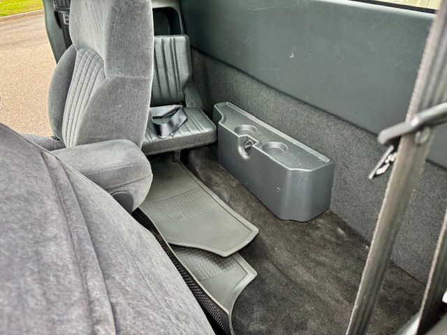 2001 Chevrolet S10 Image 19