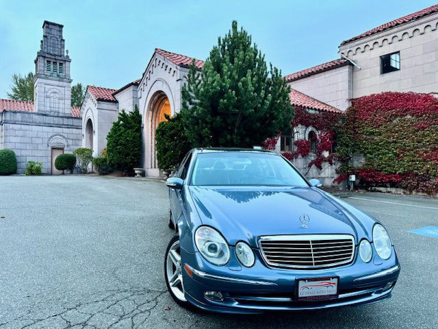 2004 Mercedes-Benz E-Class Image 1