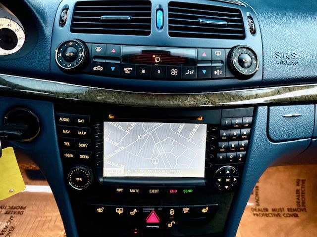 2004 Mercedes-Benz E-Class Image 15