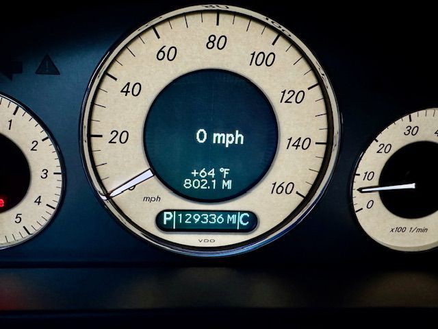 2004 Mercedes-Benz E-Class Image 16
