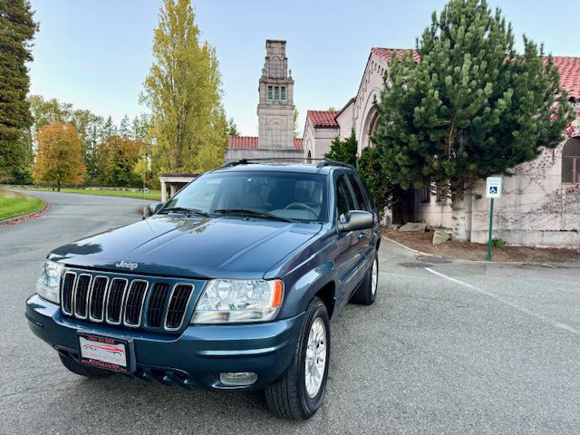 2002 Jeep Grand Cherokee Image 2