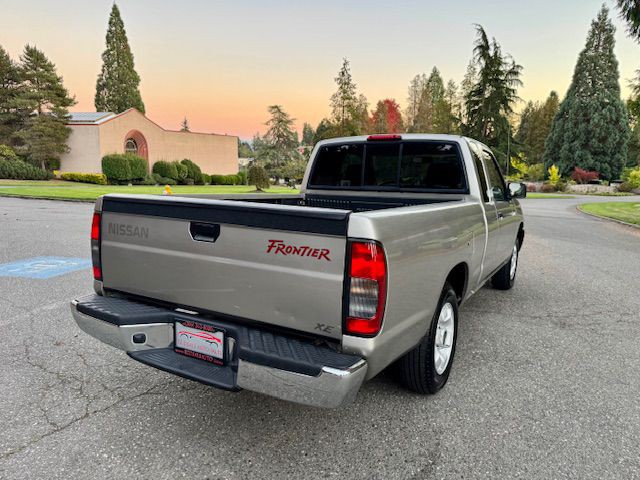 2000 Nissan Frontier Image 6