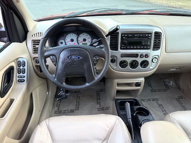 2003 Ford Escape Image 19