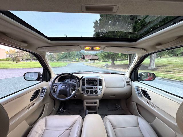 2003 Ford Escape Image 20