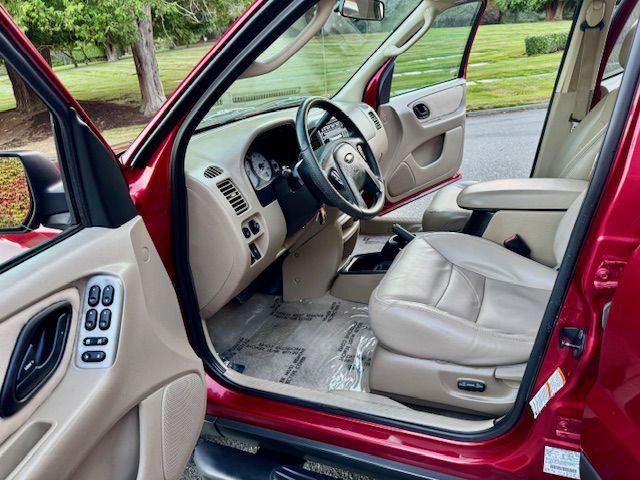 2003 Ford Escape Image 21