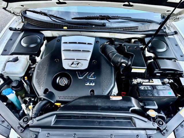 2006 Hyundai Azera Image 13