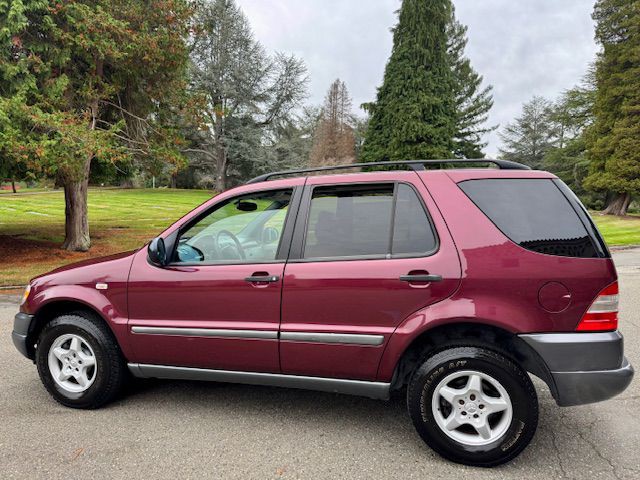 1998 Mercedes-Benz M-Class Image 9