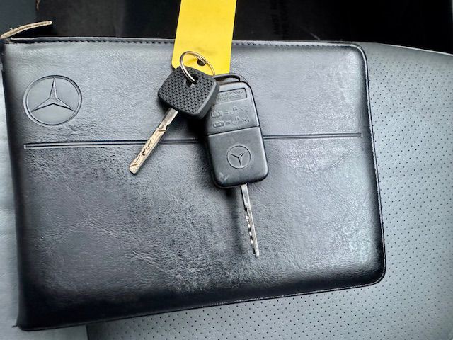 1998 Mercedes-Benz M-Class Image 10