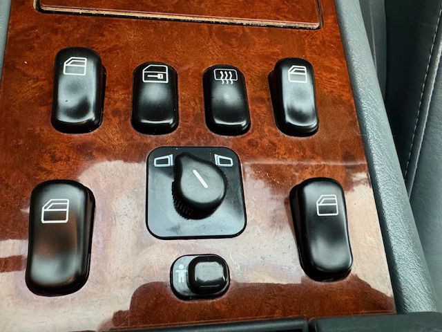 1998 Mercedes-Benz M-Class Image 16