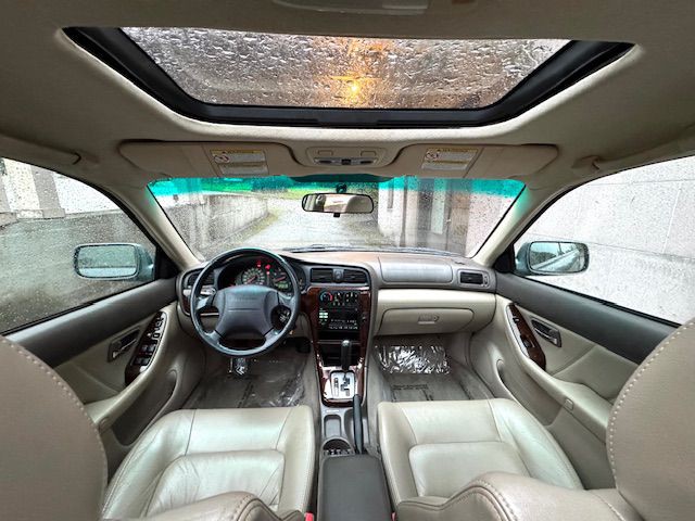 2001 Subaru Legacy Image 20