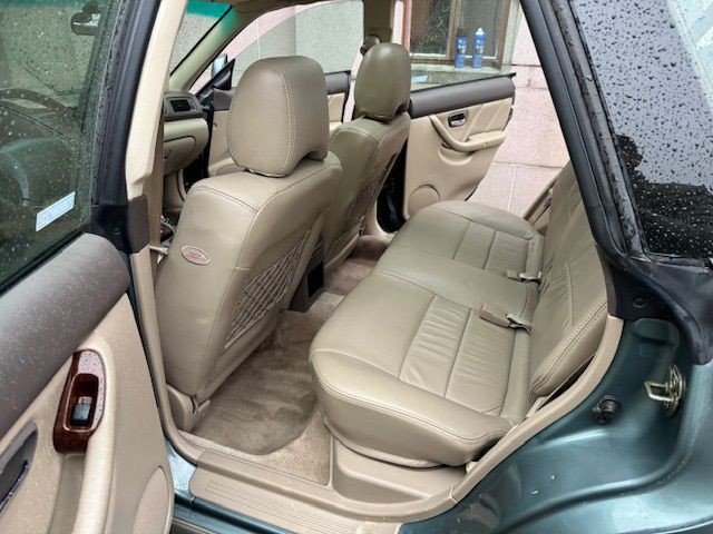 2001 Subaru Legacy Image 22