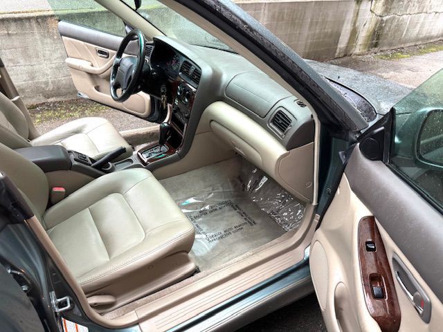 2001 Subaru Legacy Image 23