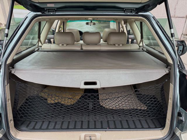 2001 Subaru Legacy Image 25