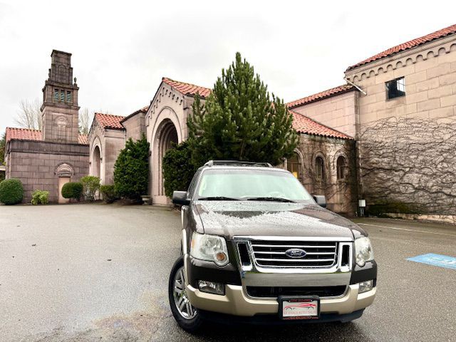 2006 Ford Explorer Image 1