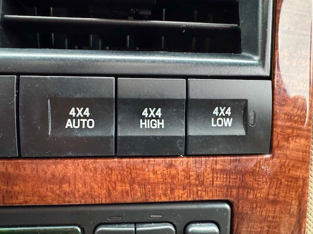 2006 Ford Explorer Image 16