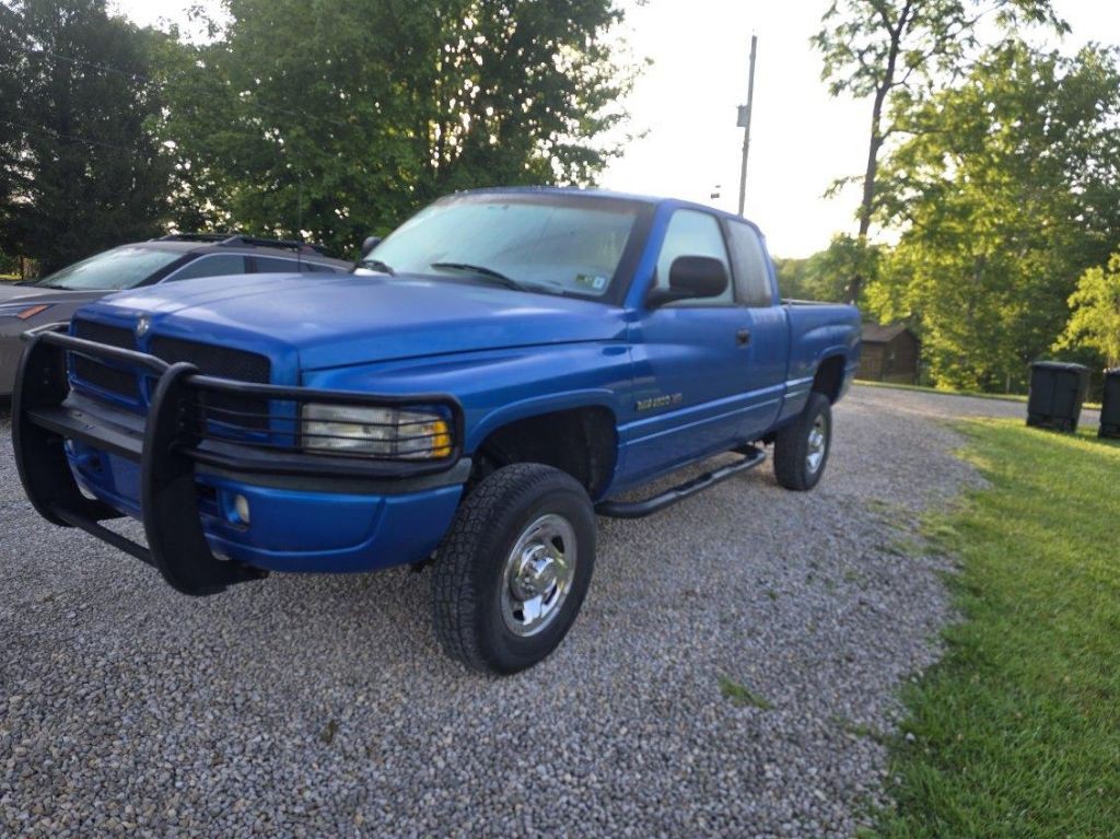 1998 Dodge Ram 2500 Image 3