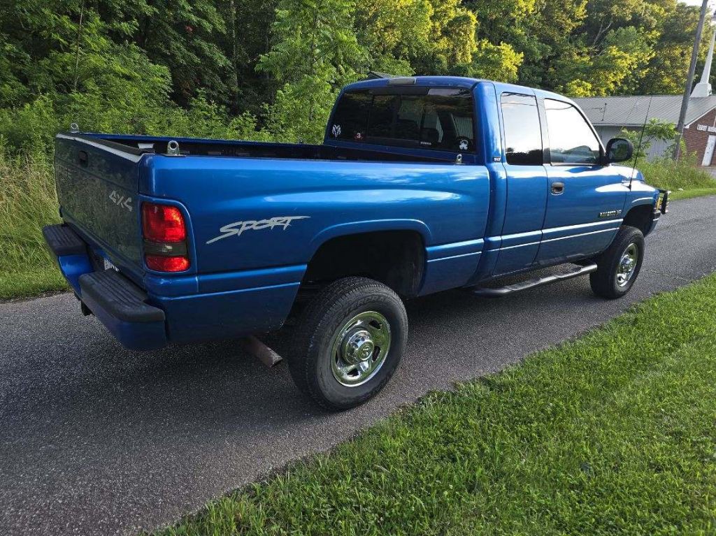 1998 Dodge Ram 2500 Image 4
