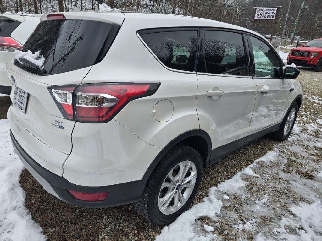 2017 Ford Escape Image 3