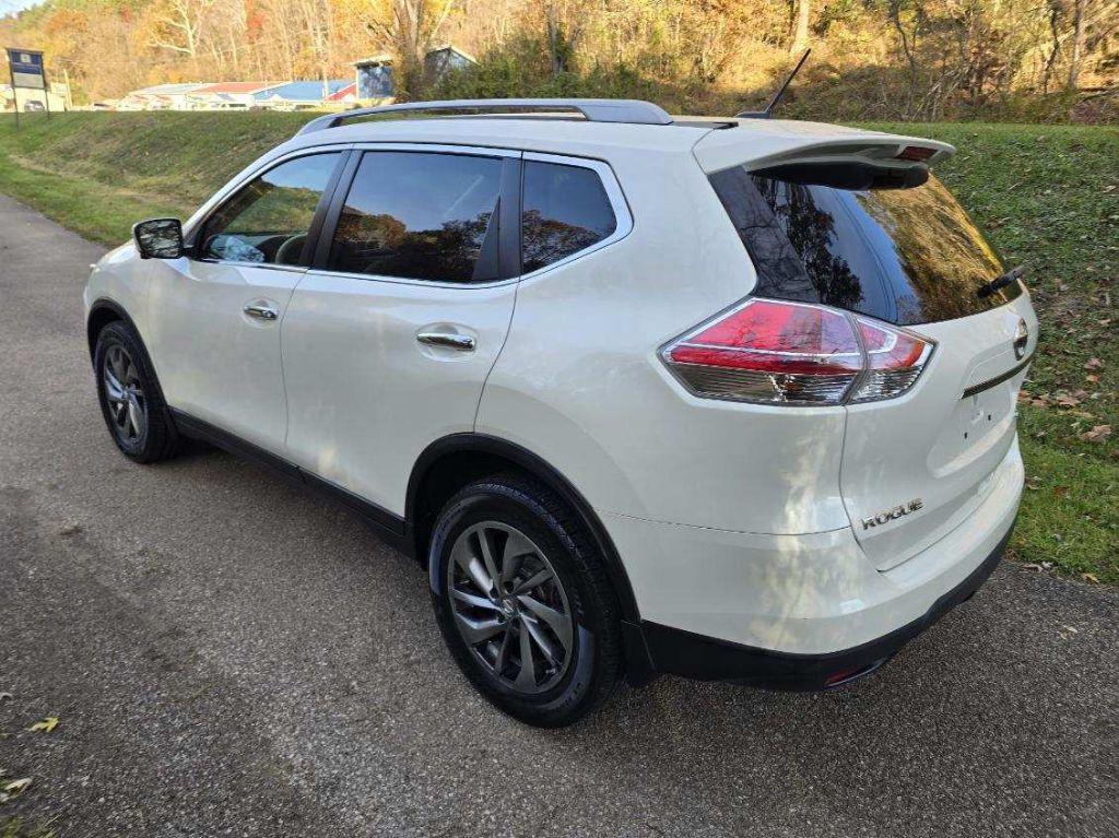 2015 Nissan Rogue Image 3
