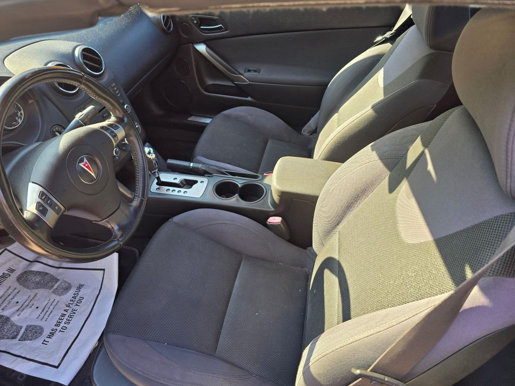 2007 Pontiac G6 Image 4