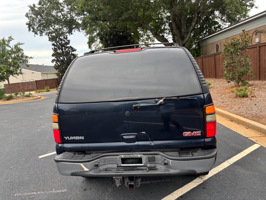 2004 GMC Yukon Image 5