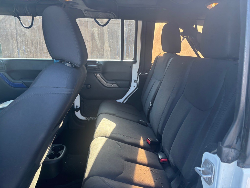 2016 Jeep Wrangler Unlimited Image 8
