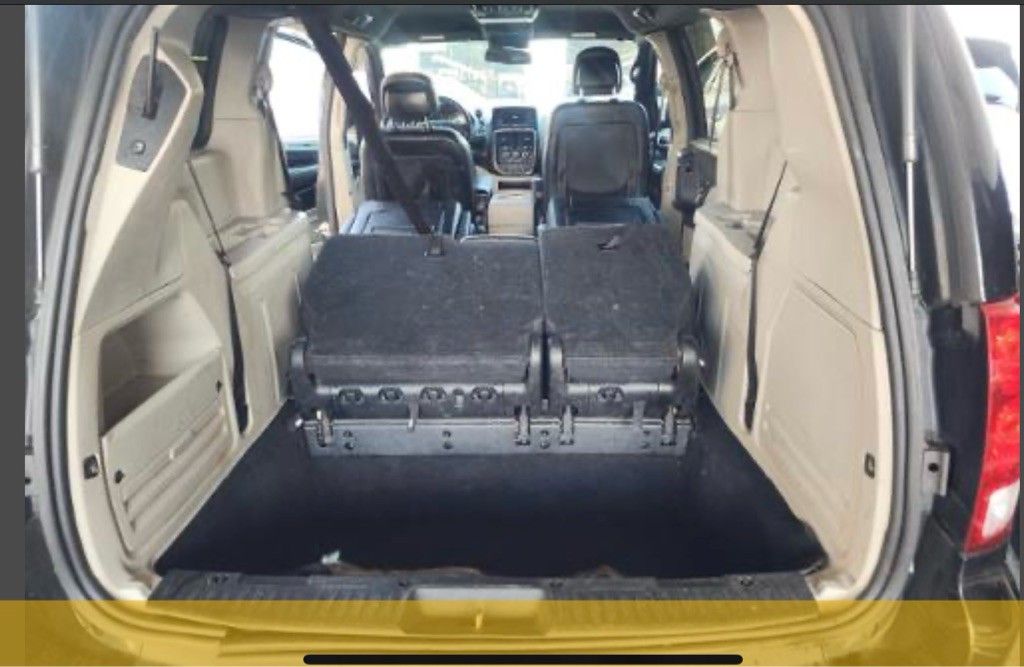 2017 Dodge Grand Caravan Image 9