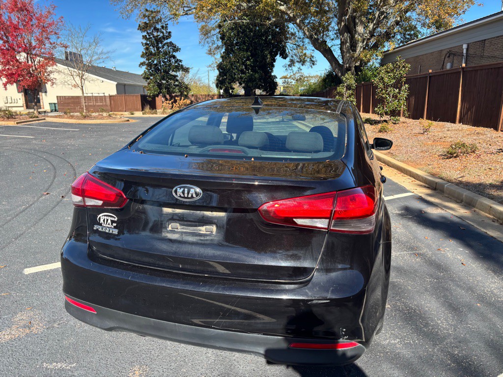 2018 Kia Forte Image 5